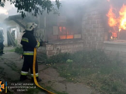 В Желтых Водах в результате пожара в жилом доме пострадал мужчина