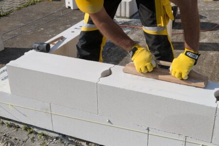Газобетонні блоки: Будівництво з легкого та міцного матеріалу